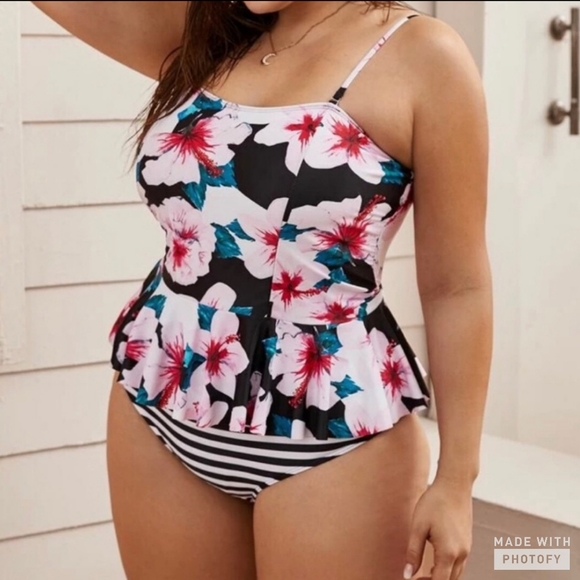 NEW Plus mixed pattern peplum tankini with straps - Picture 2 of 6